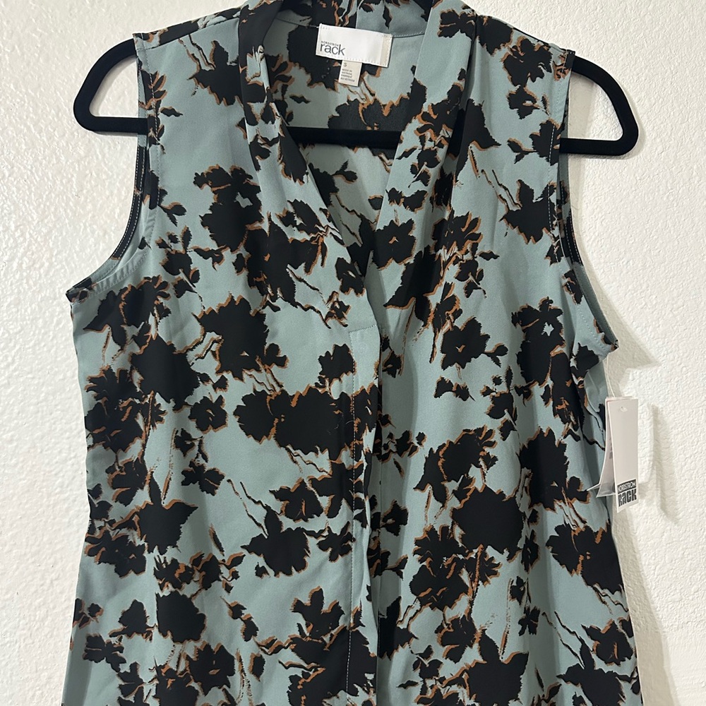 Black Sleeveless Mandarin Collar Blouse